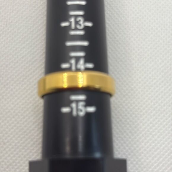 Brand New!! Size 14 1/2 Titanium plated beveled edge band - Picture 4 of 4